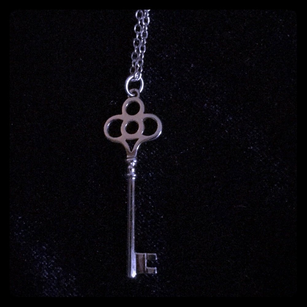 Sterling silver key pendant with chain
